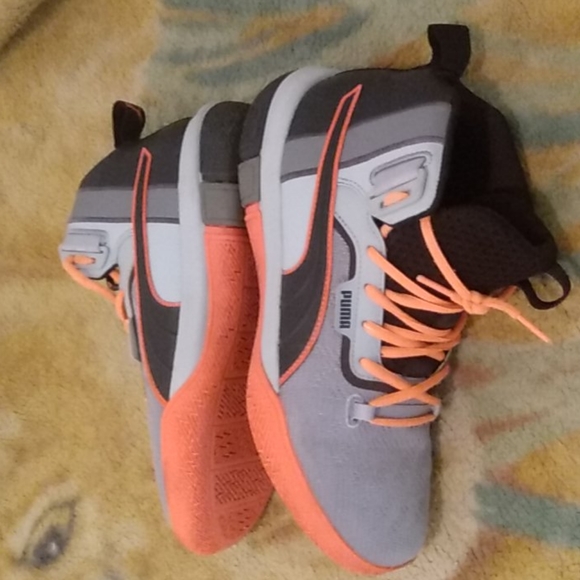 Shoes - Picture 3 of 3